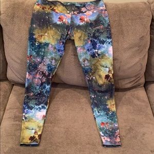 Onzie M/L Floral/Celestial Leggings 🌟 🌸